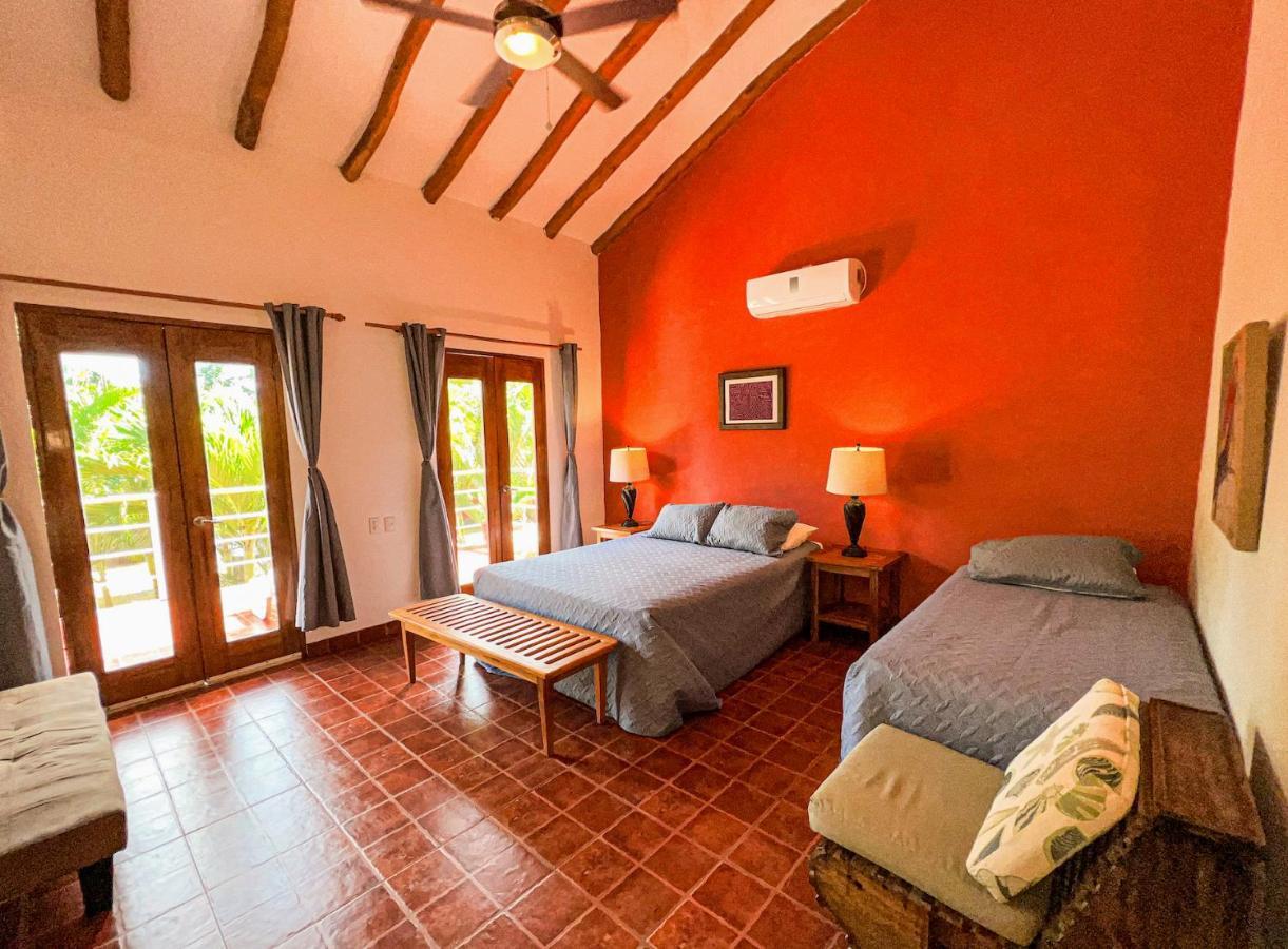 Hotel Punta Franca Jobal Buitenkant foto