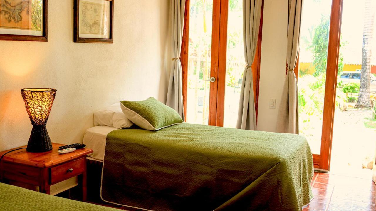 Hotel Punta Franca Jobal Buitenkant foto