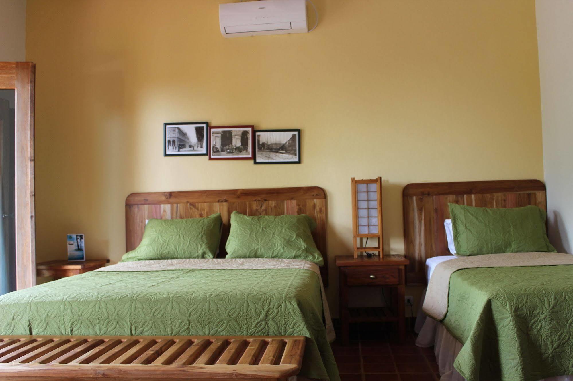 Hotel Punta Franca Jobal Buitenkant foto