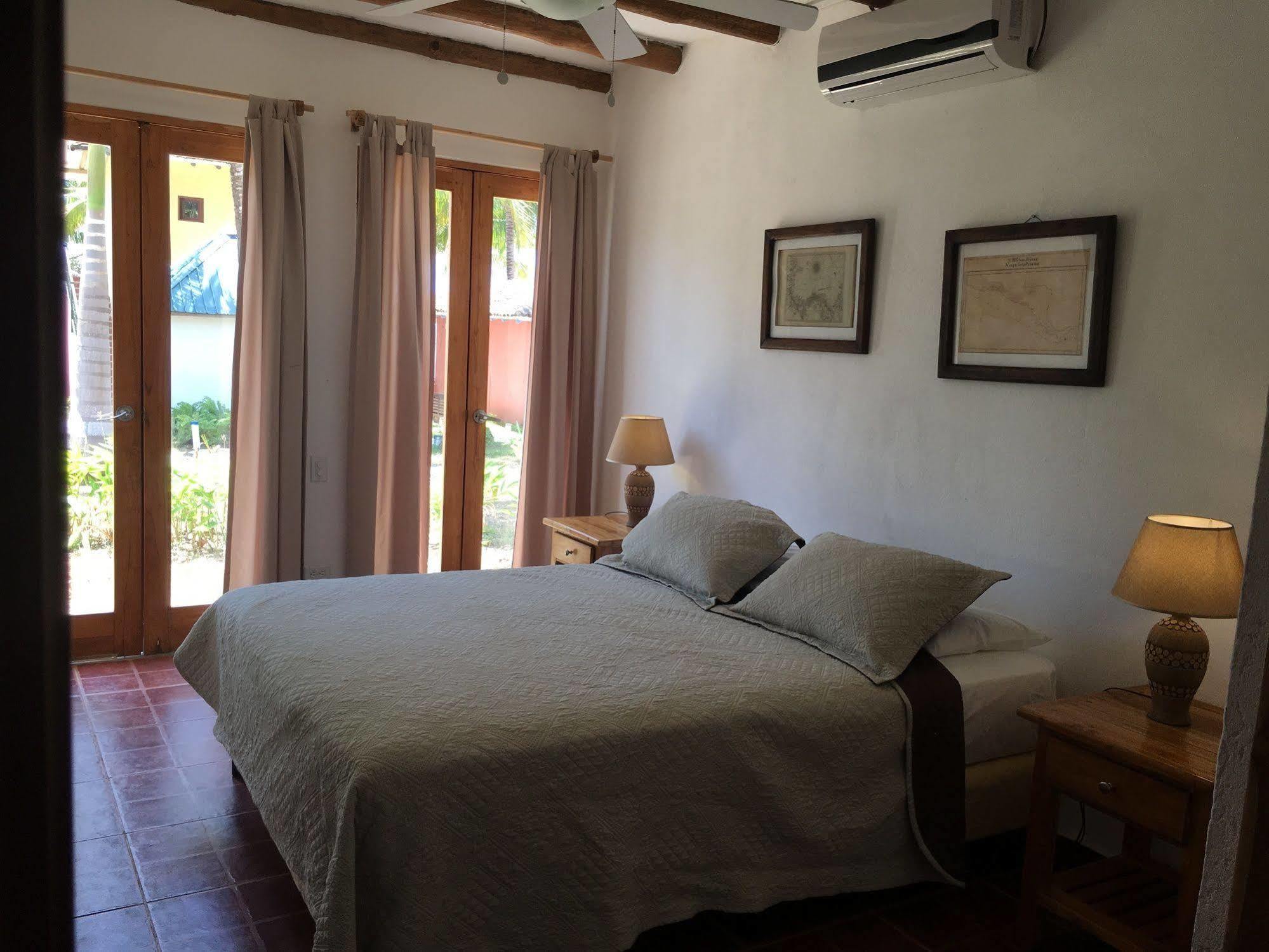 Hotel Punta Franca Jobal Buitenkant foto